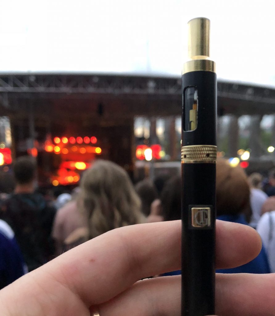 Gold Therapy Vape Pen Review at the TDE Championship Tour Starring Kendrick Lamar